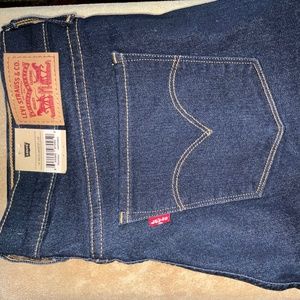 NWT Levi’s women’s jeans